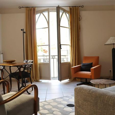 Uzes Centre Quartiers Des Arts Charme De L'Ancien Apartment Exterior photo