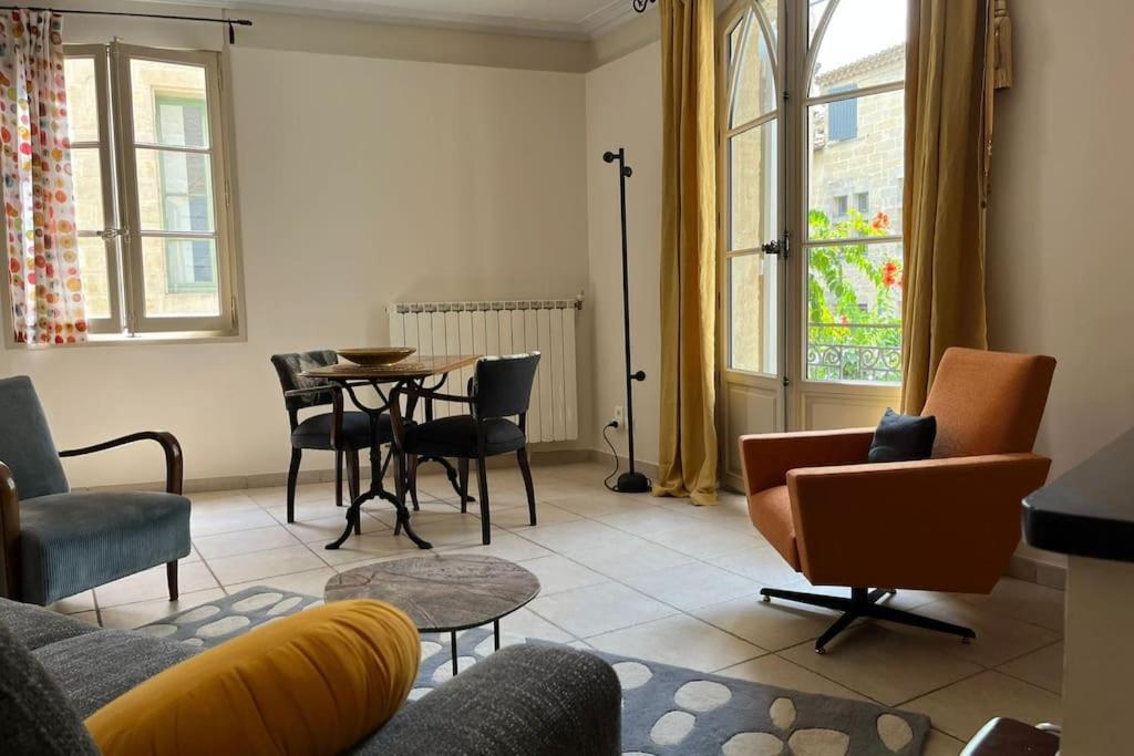 Uzes Centre Quartiers Des Arts Charme De L'Ancien Apartment Exterior photo